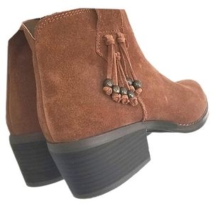 Leather White Mountain Boots NWOT